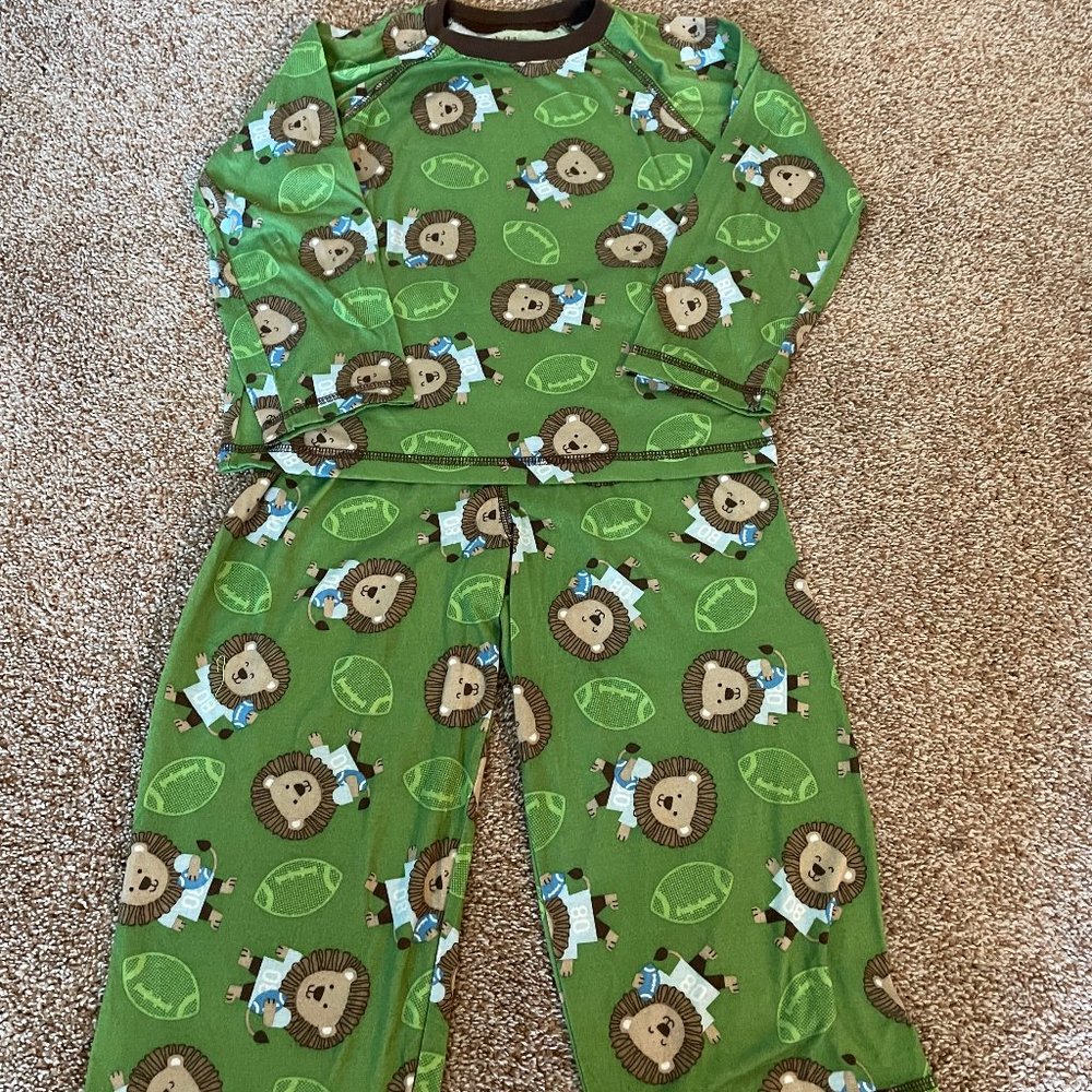 Child of Mine Carter's lion & football pj's 5T